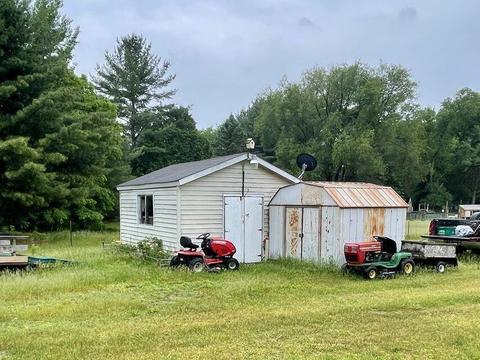 23 S Poplar Ave, White Cloud, MI 49349 photo 9