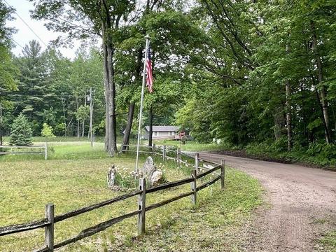 23 S Poplar Ave, White Cloud, MI 49349 photo 10