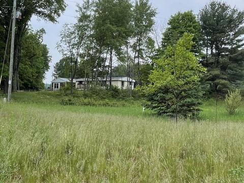 23 S Poplar Ave, White Cloud, MI 49349 photo 5