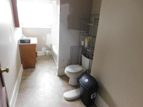 509 W Franklin St, Jackson, MI 49201 photo 6