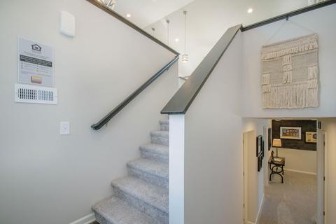 435 Orchard St, Constantine, MI 49042 photo 2