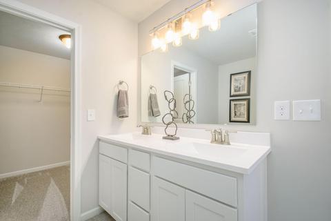 435 Orchard St, Constantine, MI 49042 photo 9