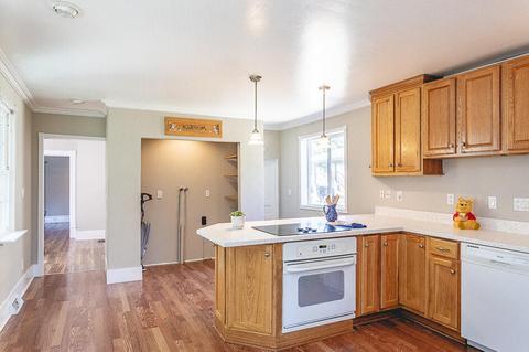 229 N Gorham St, Jackson, MI 49202 photo 10