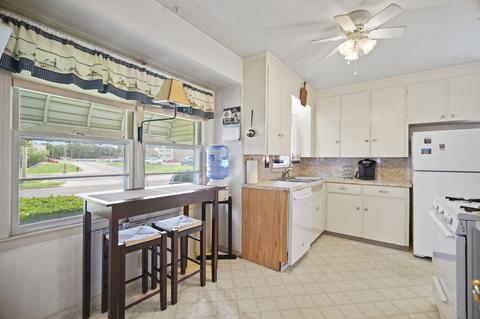 1710 Lansing Ave, Jackson, MI 49202 photo 7