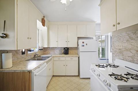 1710 Lansing Ave, Jackson, MI 49202 photo 9