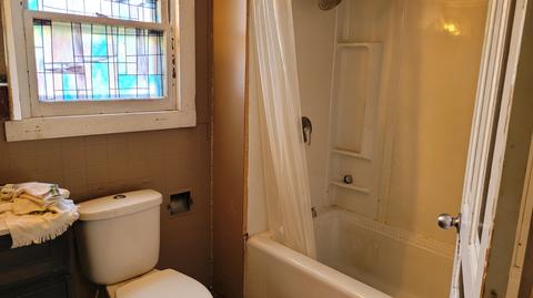 465 Harvey St, Constantine, MI 49042 photo 9