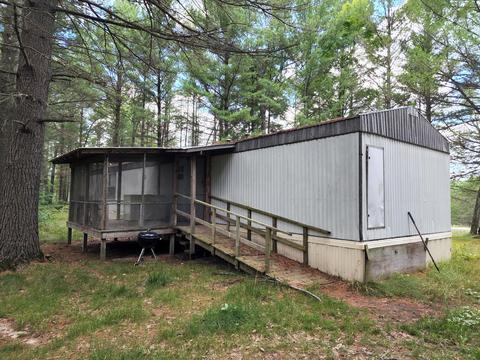 7899 E 32nd St, Chase, MI 49623 photo 10
