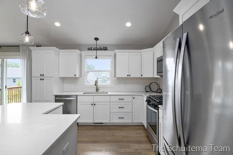 11620 Everett Ave, Allendale, MI 49401 photo 9
