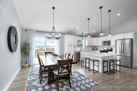 11620 Everett Ave, Allendale, MI 49401 photo 8