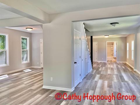 509 E Main St, Ionia, MI 48846 photo 7