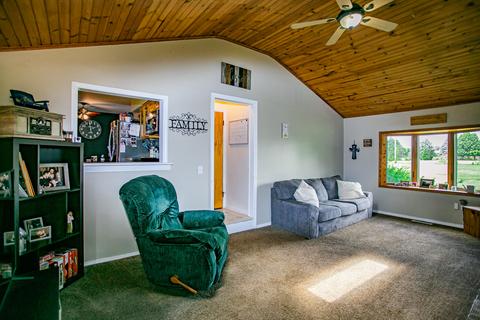 11290 Ruess Rd, Perry, MI 48872 photo 12