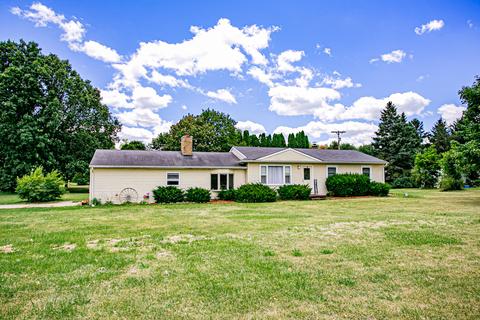 11290 Ruess Rd, Perry, MI 48872 photo 1