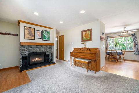 1663 Sherwood Ave, Dorr, MI 49323 photo 6