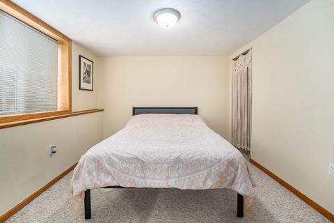 1663 Sherwood Ave, Dorr, MI 49323 photo 19