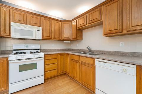 1663 Sherwood Ave, Dorr, MI 49323 photo 9