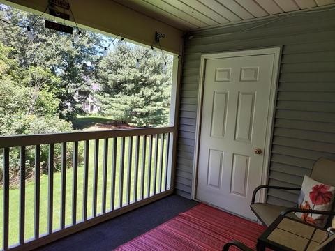 916 Oakbrook Dr, Jackson, MI 49203 photo 12