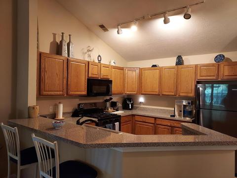916 Oakbrook Dr, Jackson, MI 49203 photo 3
