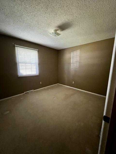 2374 Windemere Dr, Jackson, MI 49202 photo 9