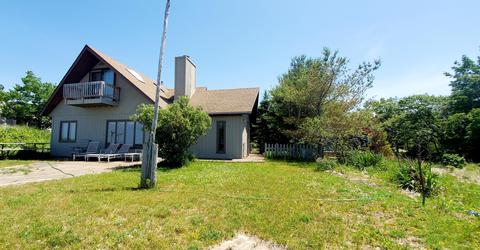 445 N Lighthouse Dr, Mears, MI 49436 photo 2