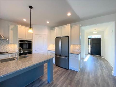 2944 Sheridan Cir, Jackson, MI 49201 photo 3