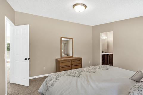 6427 Gillis Dr, Jackson, MI 49201 photo 31