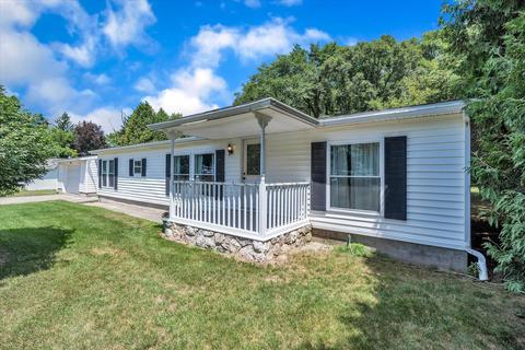 6427 Gillis Dr, Jackson, MI 49201 photo 4