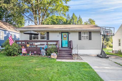616 Polis St, Buchanan, MI 49107 photo 1