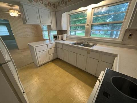 400 Richard St, Spring Arbor, MI 49283 photo 18