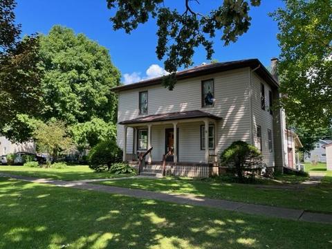 214 Everett St, Homer, MI 49245 photo 2