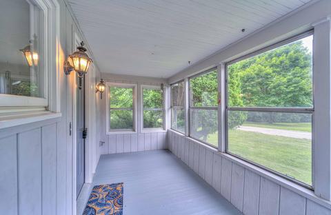 1404 Cherry St, Jackson, MI 49202 photo 10