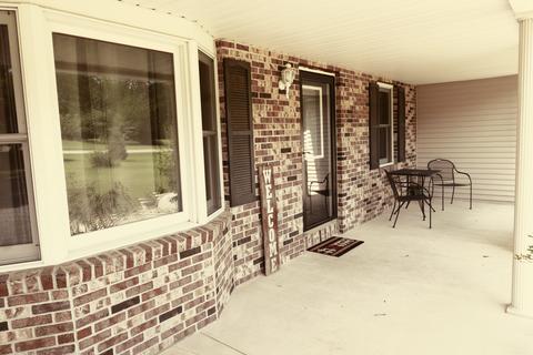 518 6th St, Plainwell, MI 49080 photo 3