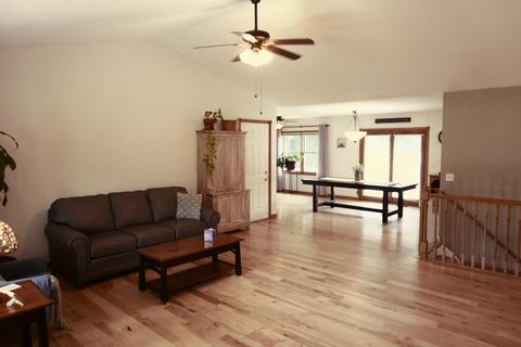 518 6th St, Plainwell, MI 49080 photo 5
