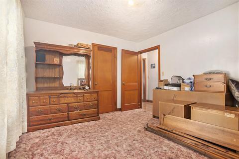 490 Canaris St, Constantine, MI 49042 photo 17