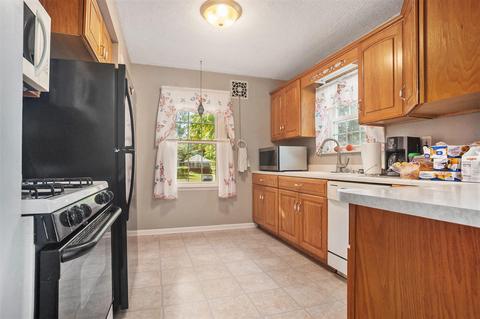 490 Canaris St, Constantine, MI 49042 photo 13