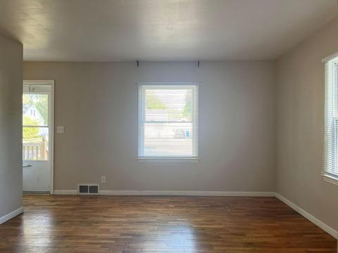 2404 Twilight St, Jackson, MI 49203 photo 8