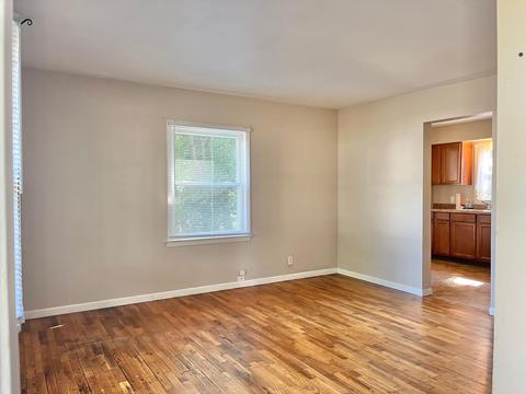 2404 Twilight St, Jackson, MI 49203 photo 9