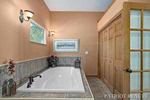 1622 E 88th St, Newaygo, MI 49337 photo 35