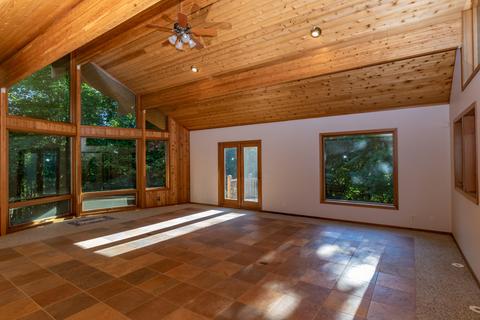 10246 Heether Rd, Belding, MI 48809 photo 6