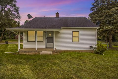 315 Wright St, Jackson, MI 49203 photo 2
