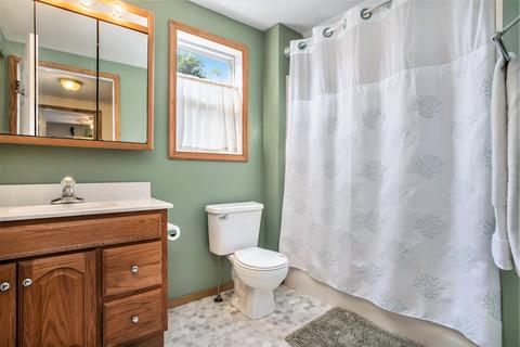 840 E Michigan Ave, Marshall, MI 49068 photo 17