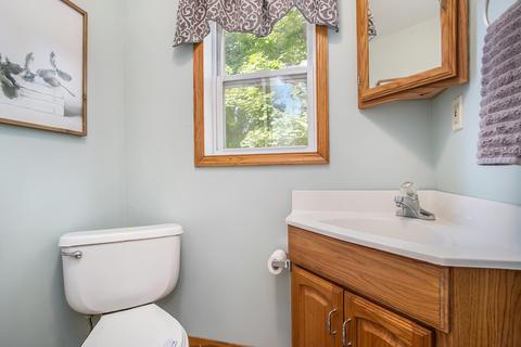 840 E Michigan Ave, Marshall, MI 49068 photo 20