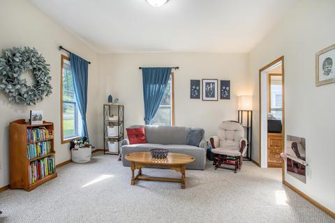 840 E Michigan Ave, Marshall, MI 49068 photo 5