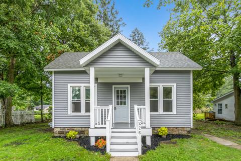 226 E Arbor St, Marcellus, MI 49067 photo 1