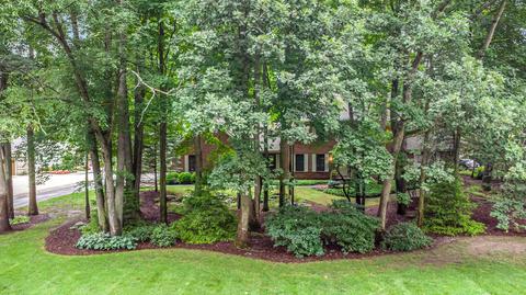 7865 Whitburn Dr SE, Ada, MI 49301 photo 30