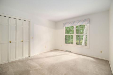 7865 Whitburn Dr SE, Ada, MI 49301 photo 25