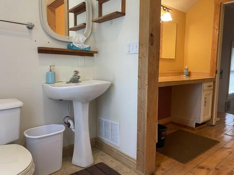 7 Sycamore St E, Three Oaks, MI 49128 photo 8