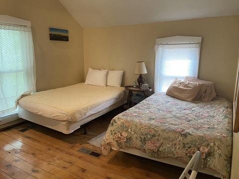 7 Sycamore St E, Three Oaks, MI 49128 photo 11