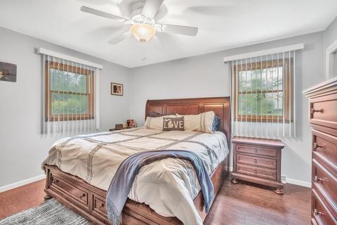 210 Burt Ave, Jackson, MI 49201 photo 14