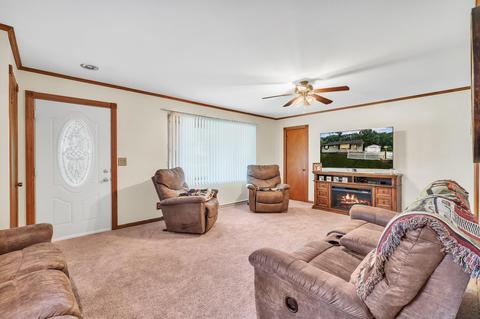 210 Burt Ave, Jackson, MI 49201 photo 3
