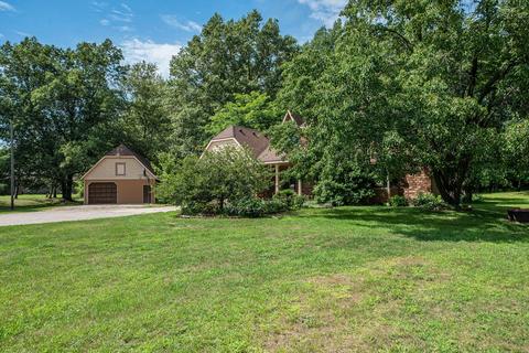 847 E State Rd, Belding, MI 48809 photo 2